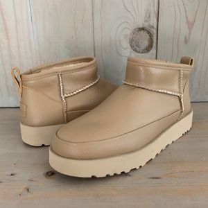 UGG CLASSIC MINI SUGAR ULTRA SAND BOOTS NEW